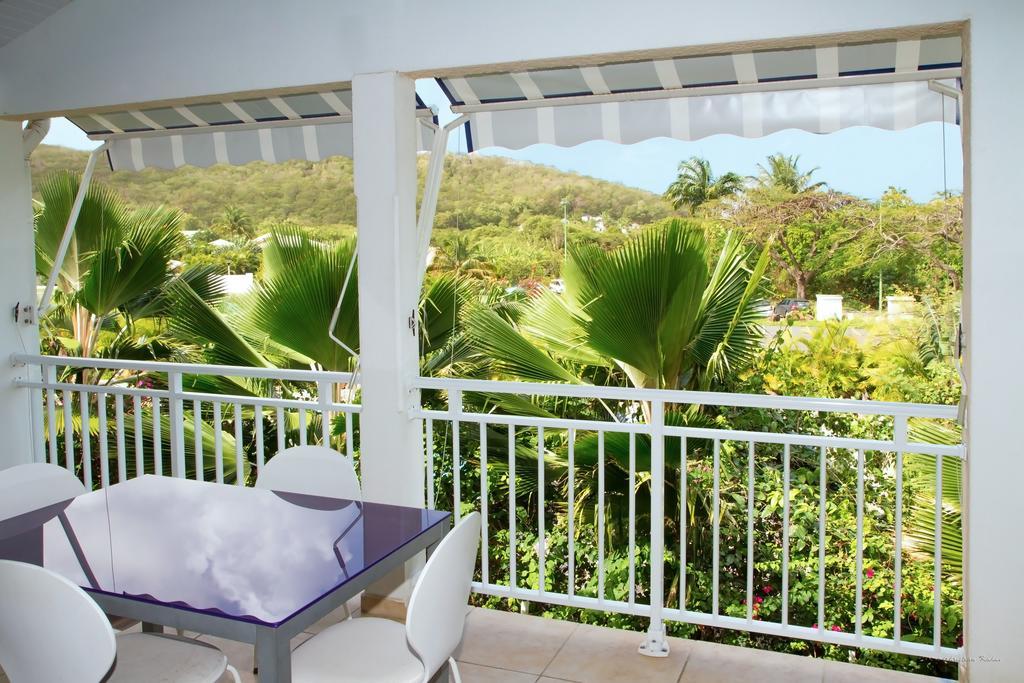 Tropicana Suites Deshaies Extérieur photo