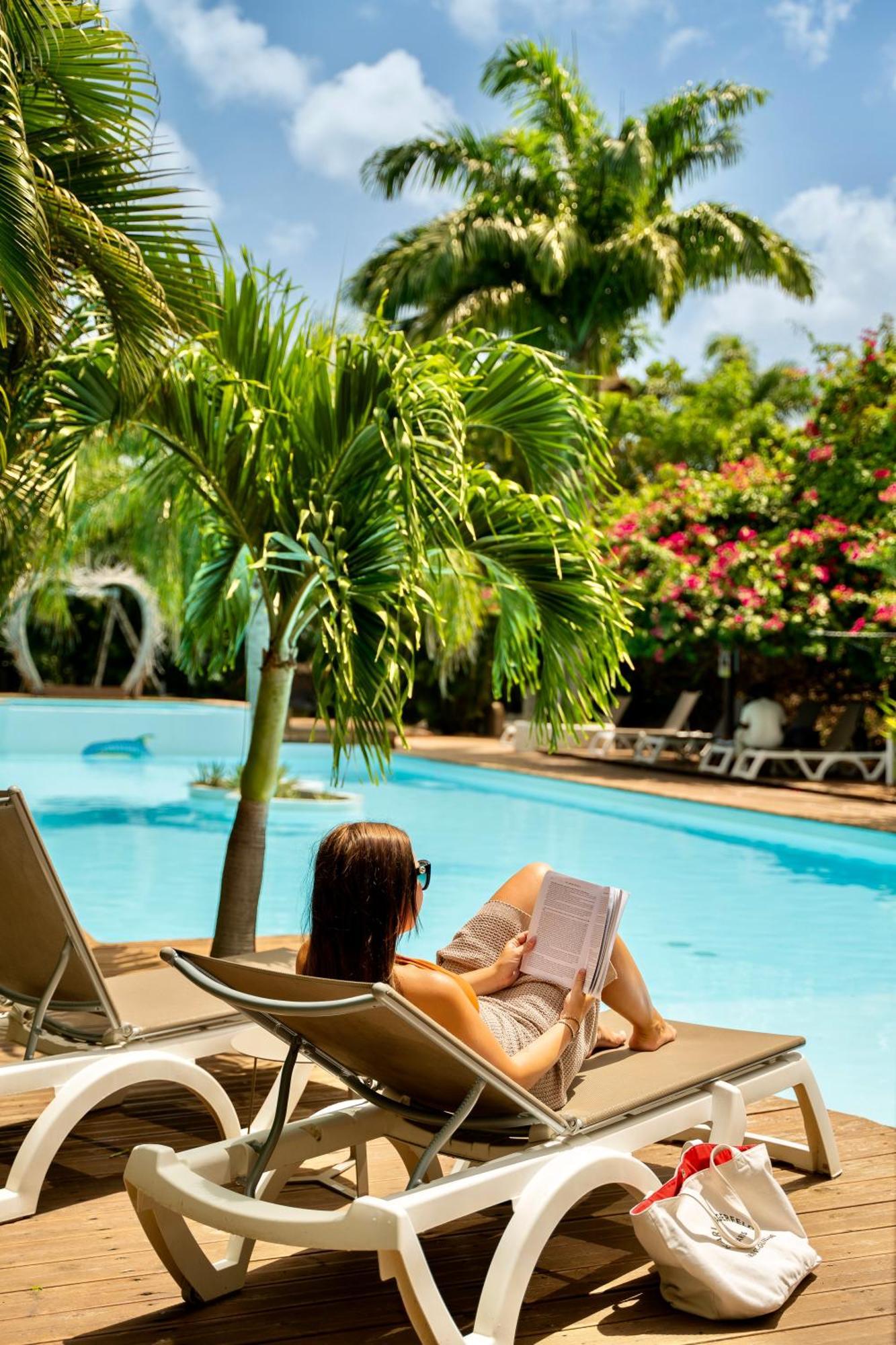 Tropicana Suites Deshaies Extérieur photo