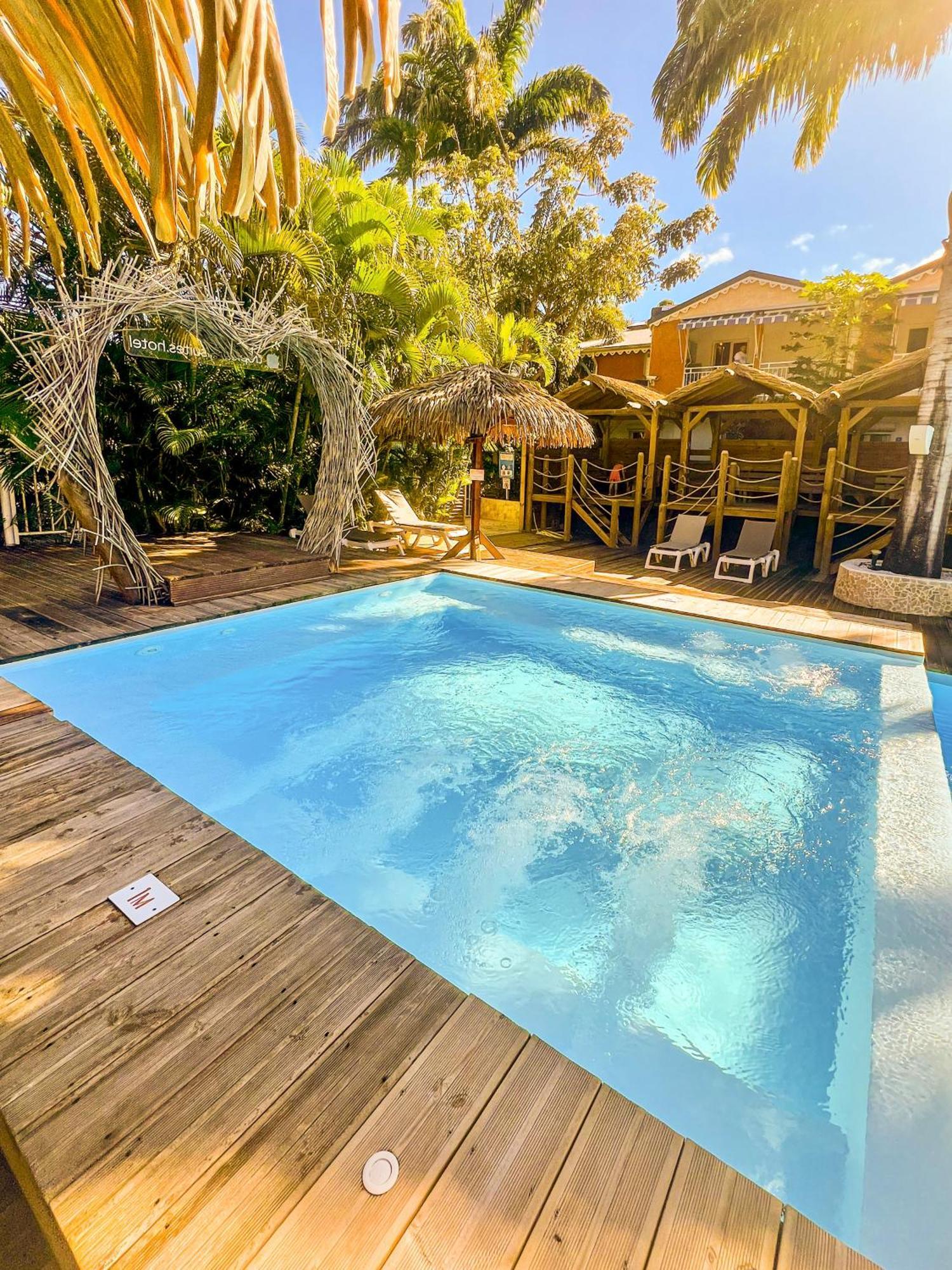 Tropicana Suites Deshaies Extérieur photo