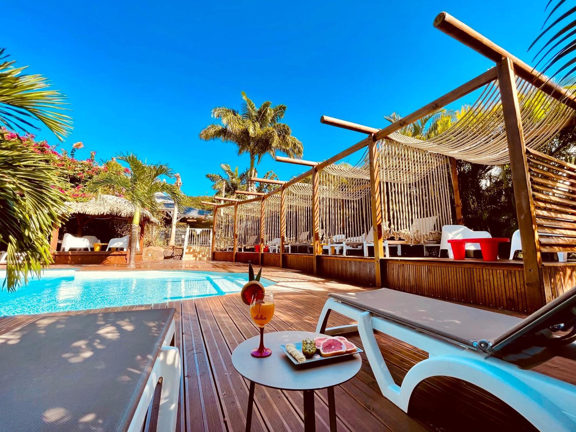Tropicana Suites Deshaies Extérieur photo